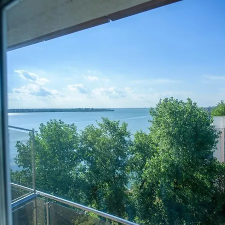 C&y Aqua Park Apartament Mamaia